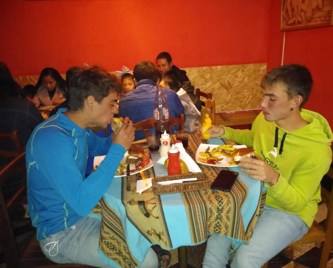 Monkeywasi Climbing Hostel Huaraz  Exterior foto