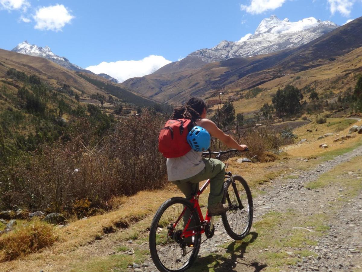 Monkeywasi Climbing Hostel Huaraz  Exterior foto